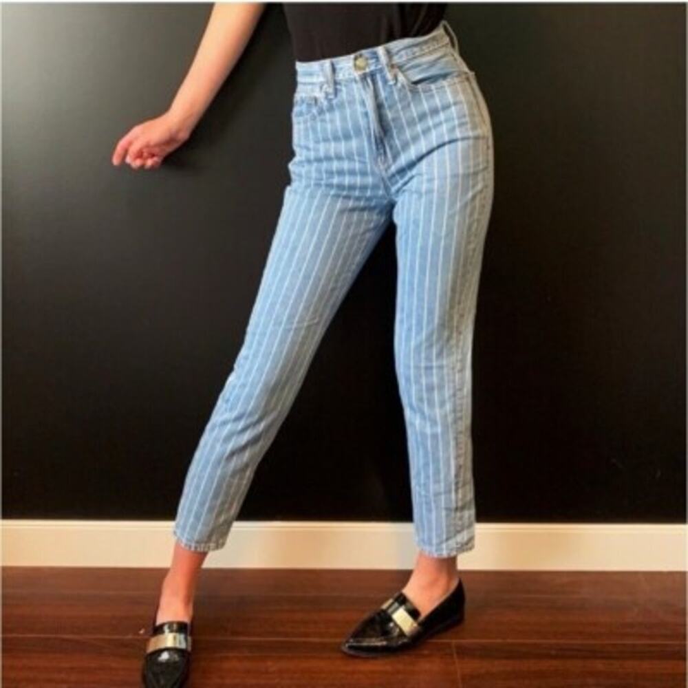 American Eagle High-Waisted "Mom Jean" in Blue & White Pinstripe Denim